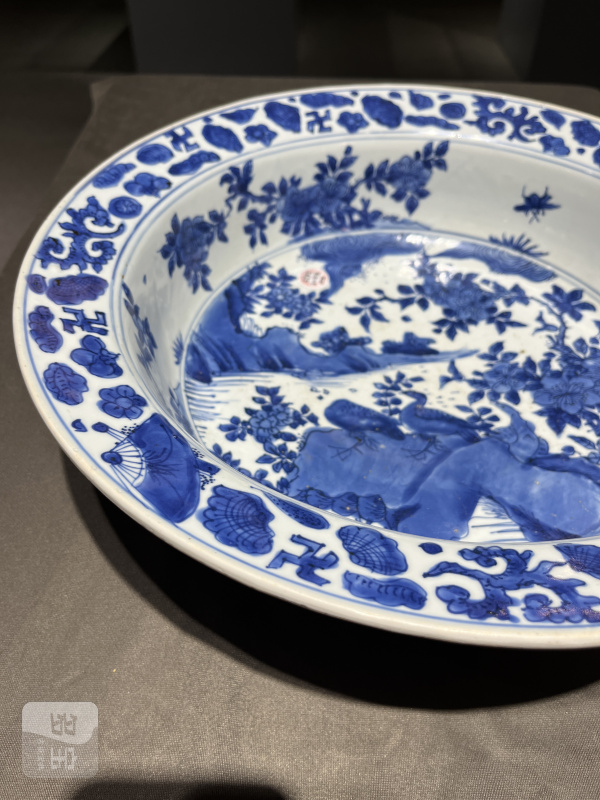 明万历 青花飞鸣宿食折沿洗 - 图6